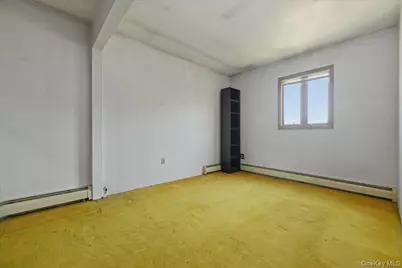 418 Myrtle Avenue, West Islip, NY 11795 - Photo 20