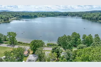 60 Hibiscus Cir #60, Hopewell Junction, NY 12533 - Photo 10