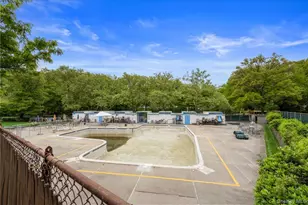 224-24 Union Tpke, Bayside, NY 11364 - Photo 24