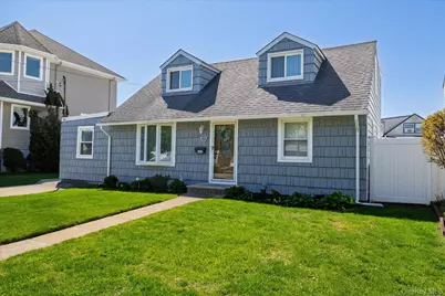265 W Windsor Parkway, Oceanside, NY 11572 - Photo 30
