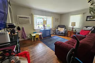 2207 Maple St, Wantagh, NY 11793 - Photo 4