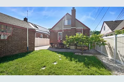 172-17 Amelia Road, Jamaica, NY 11434 - Photo 18