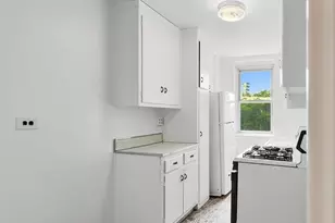 25 Knolls Crescent, Bronx, NY 10463 - Photo 6