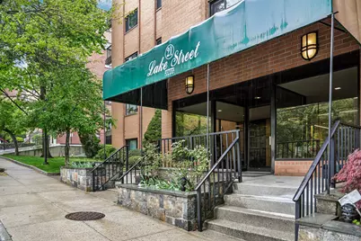 21 Lake Street #6J, White Plains, NY 10603 - Photo 1