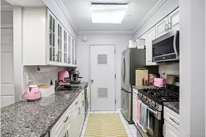 21 Lake Street #6J, White Plains, NY 10603 - Photo 12