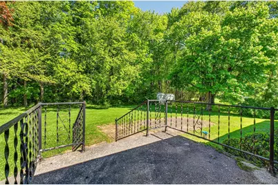 9 Alladin Court, Wappingers Falls, NY 12590 - Photo 24