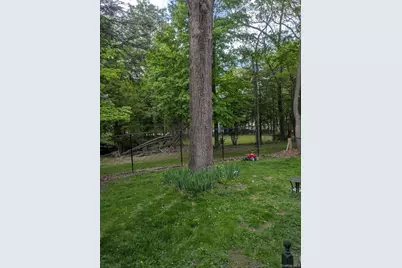 44 Commonwealth Avenue, Middletown, NY 10940 - Photo 2