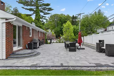 15 Cambridge Avenue, Tuckahoe, NY 10707 - Photo 8