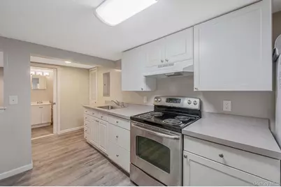 535 Kime Avenue, West Islip, NY 11795 - Photo 32
