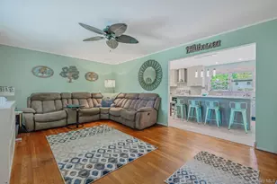 535 Kime Ave, West Islip, NY 11795 - Photo 10