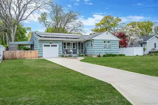 535 Kime Ave, West Islip, NY 11795 - Photo 2