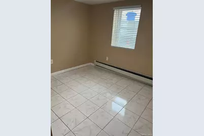 315 Cedar Court, Copiague, NY 11726 - Photo 14