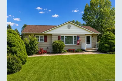20 Cresthaven Drive, New Windsor, NY 12553 - Photo 1