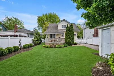 54 Rolling Street, Lynbrook, NY 11563 - Photo 24