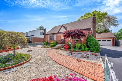 150 Connecticut Avenue, Massapequa, NY 11758 - Photo 2