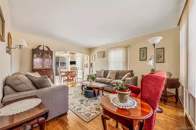 150 Connecticut Avenue, Massapequa, NY 11758 - Photo 16