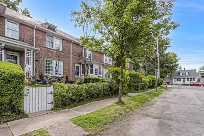 6 Bush Avenue, Newburgh, NY 12550 - Photo 2