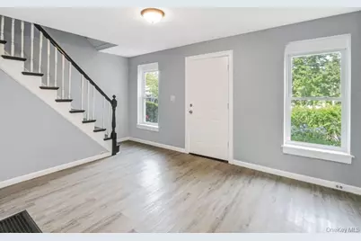 6 Bush Avenue, Newburgh, NY 12550 - Photo 10