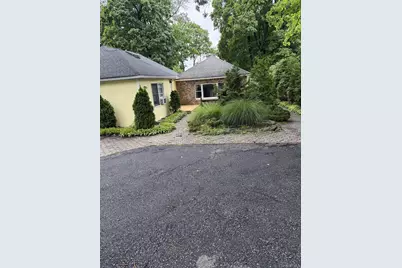 45 S Middletown Road, Pearl River, NY 10965 - Photo 14