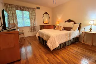 3 Primrose Ln, North Babylon, NY 11703 - Photo 8