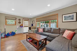 27 Meadow Rd, Montrose, NY 10548 - Photo 12