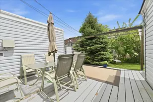 53 Edgeworth St, Valley Stream, NY 11581 - Photo 24