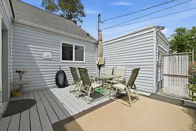 53 Edgeworth Street, Valley Stream, NY 11581 - Photo 22