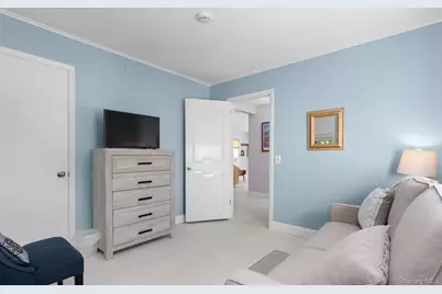 [Address not provided], Hampton Bays, NY 11946 - Photo 16