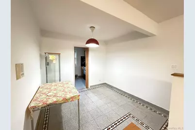 150-19 Jewel Ave #310B, Flushing, NY 11367 - Photo 8