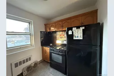 150-19 Jewel Ave #310B, Flushing, NY 11367 - Photo 6