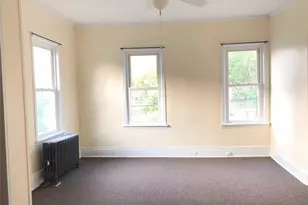 38 Wood St, Lynbrook, NY 11563 - Photo 4