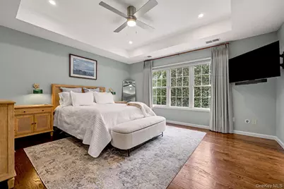 32 Valimar Boulevard, White Plains, NY 10603 - Photo 14
