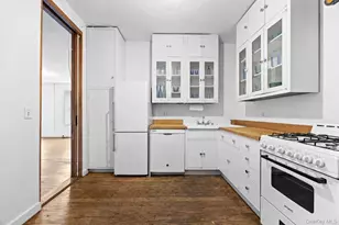 249 Eldridge St, New York, NY 10002 - Photo 8