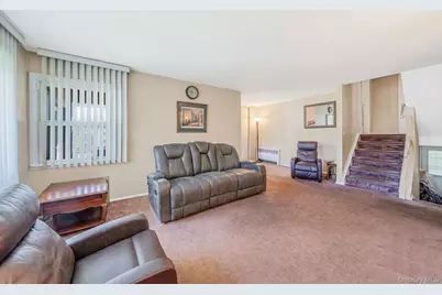 508 Davis Street, North Babylon, NY 11703 - Photo 12