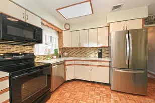 2418 Riverside Ave, Seaford, NY 11783 - Photo 12
