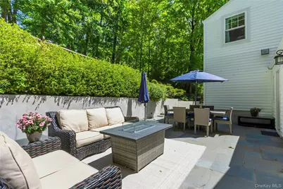7 Hays Hill Road, Pleasantville, NY 10570 - Photo 32