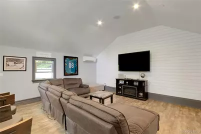 7 Hays Hill Road, Pleasantville, NY 10570 - Photo 20