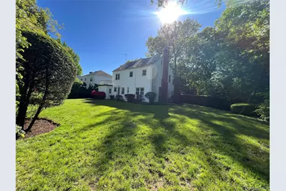 395 Packman Avenue, Mount Vernon, NY 10552 - Photo 20