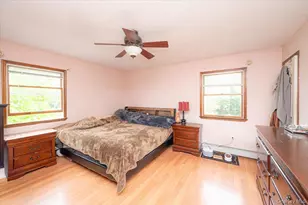 219 Kensington Ave, Bayport, NY 11705 - Photo 18