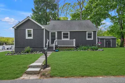 7 Pierson Place, South Huntington, NY 11746 - Photo 1
