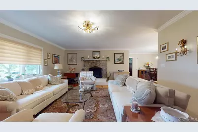 3401 Homestead Avenue, Wantagh, NY 11793 - Photo 6