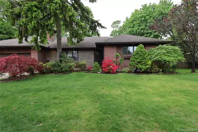 3401 Homestead Avenue, Wantagh, NY 11793 - Photo 2