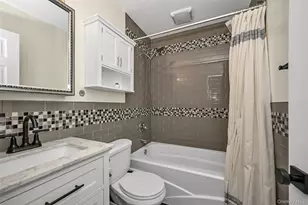 77 Landau Ave, Elmont, NY 11003 - Photo 10