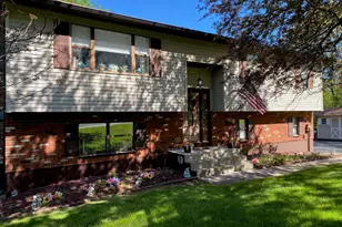 16 Woodward Rd, Slate Hill, NY 10973 - Photo 2