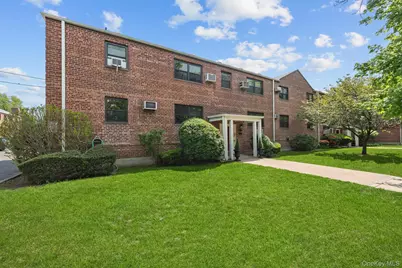 81-16 155 #050, Howard Beach, NY 11414 - Photo 2