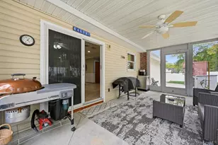 24 Forest Ave, Medford, NY 11763 - Photo 24