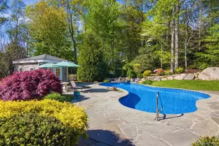 50 Cobbler Ln, Setauket, NY 11733 - Photo 42