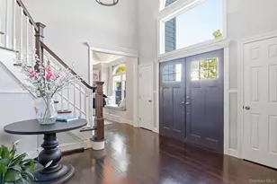 50 Cobbler Ln, Setauket, NY 11733 - Photo 4