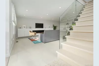 27 Pine Street, Port Washington, NY 11050 - Photo 6