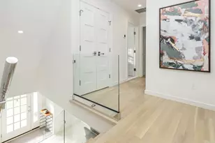 27 Pine St, Port Washington, NY 11050 - Photo 26